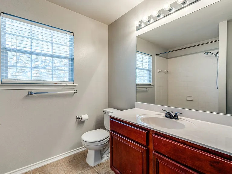 15834 Redwoods Mnr — Photo 16