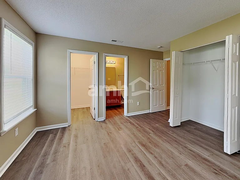 10261 Sunvista Ct — Photo 12