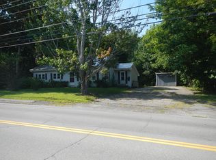 129 Enfield Rd, Lincoln, ME 04457