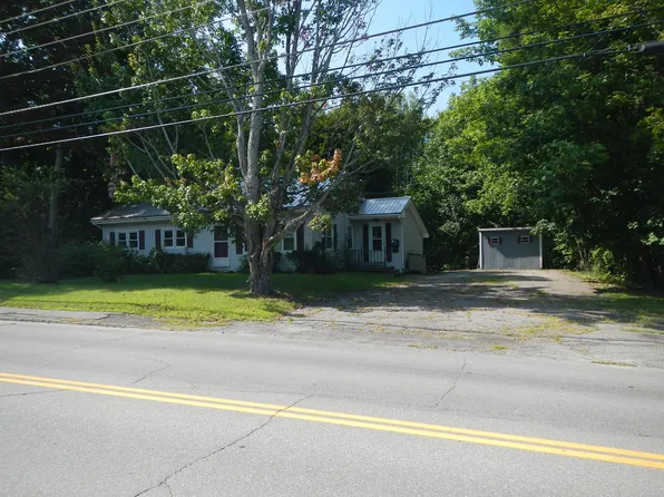 129 Enfield Road, Lincoln, ME 04457