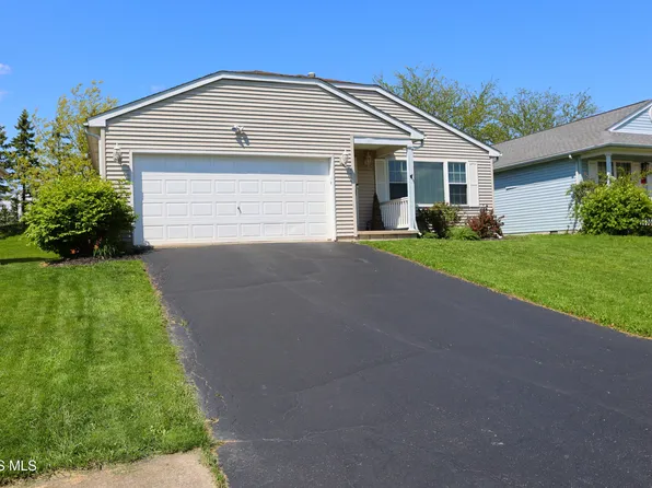 1056 Crystal Ln, Findlay, OH 45840