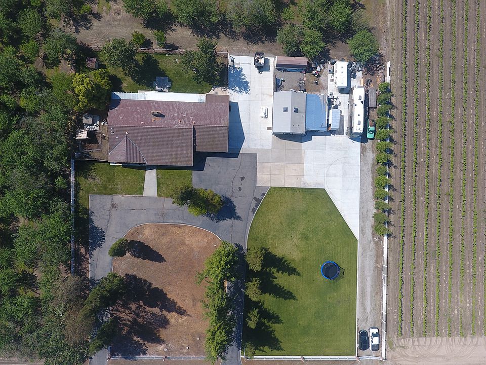 1st image of 5980 E Peach Ave