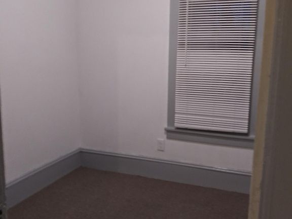 2nd image of 6808 Hosmer Ave