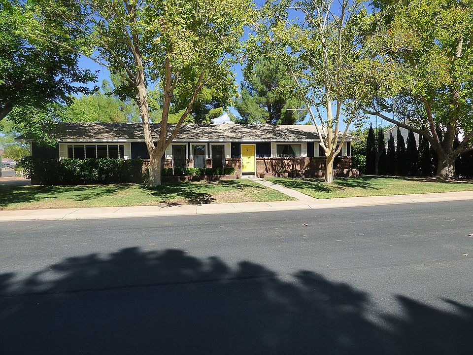 1st image of 2830 Red Mountain Dr