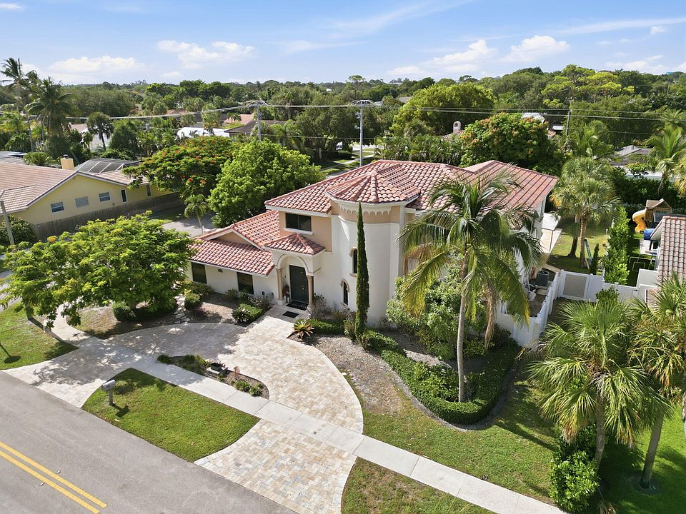 1st image of 1500 SW 15TH Street