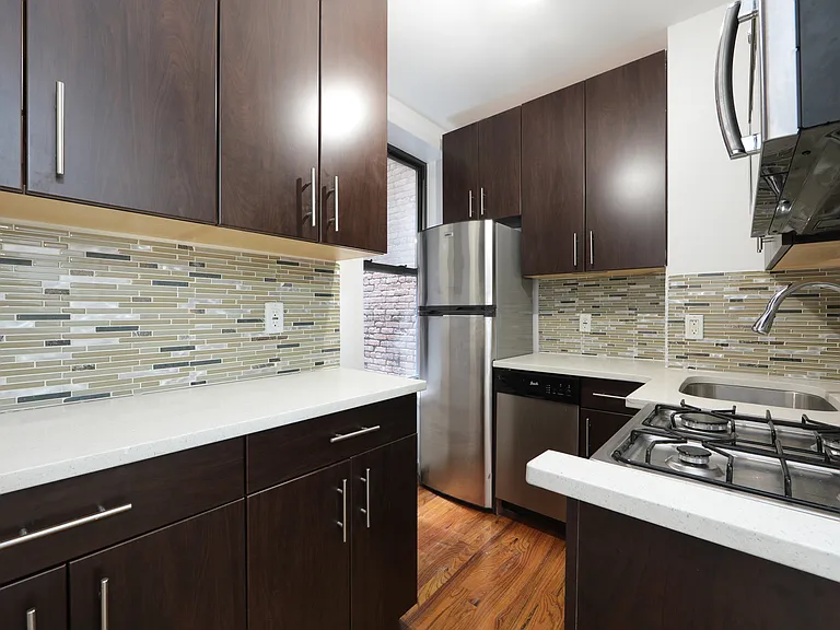 17 Rivington St #4A — Photo 3