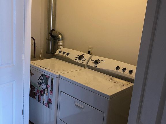 Washer & Dryer included