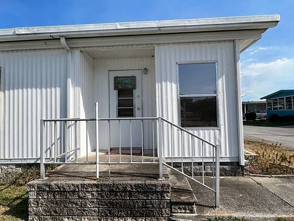 3rd image of 3150 NE 36th Ave Lot 243