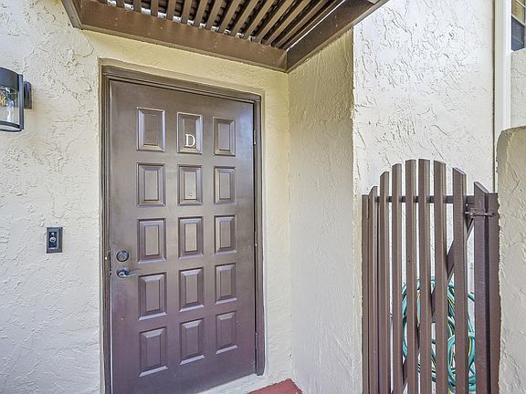 5th image of 21207 Lago Circle