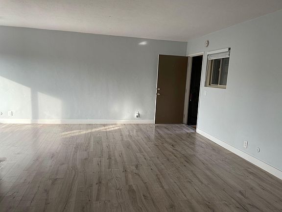 5th image of 4180 Louisiana St APT 2G