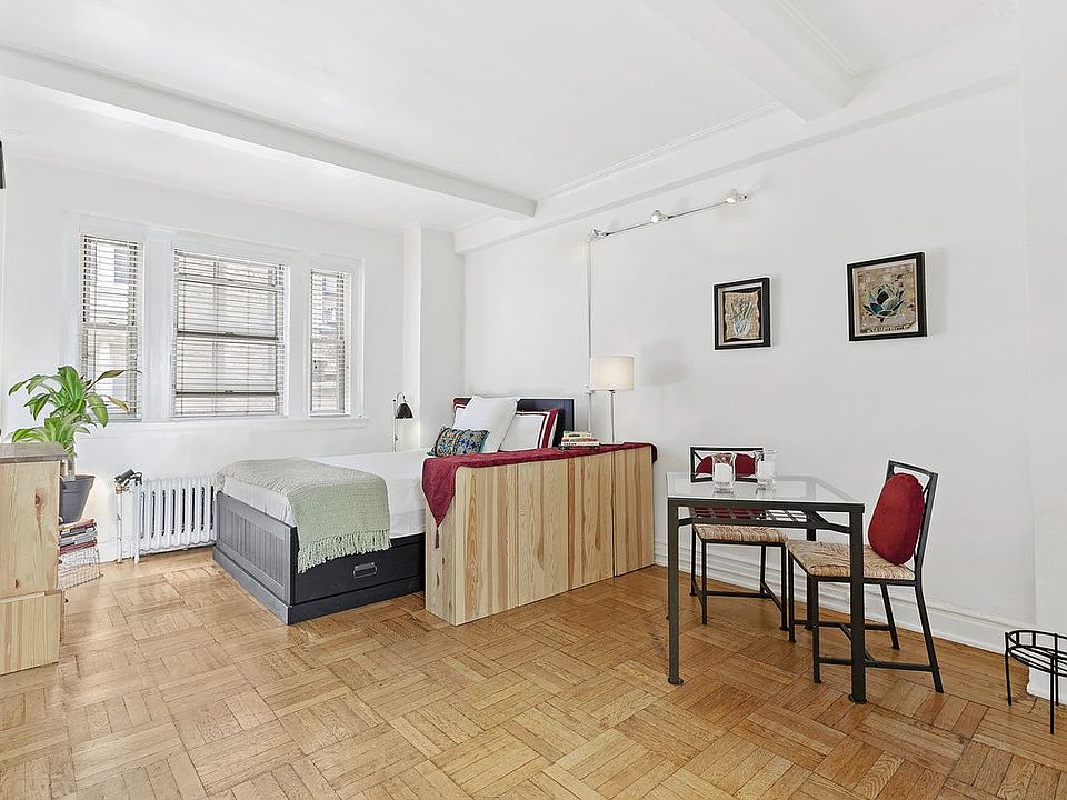 1st image of 24 5th Ave APT 217