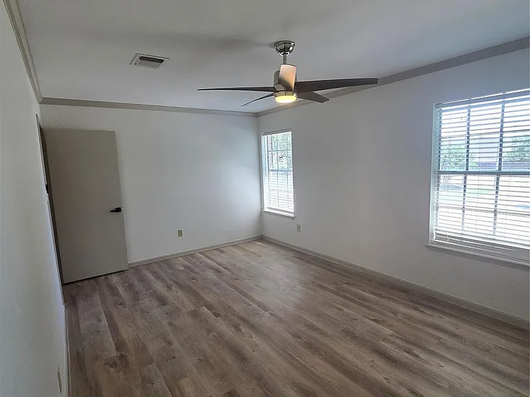 306 Houghton Rd — Photo 27