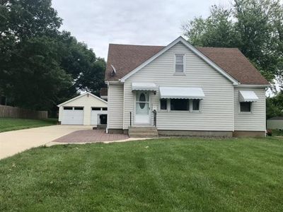 420 N Library St, Waterloo, IL, 62298