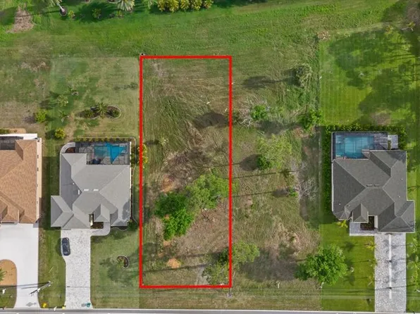 170 Rotonda Blvd E #12, Rotonda West, FL 33947