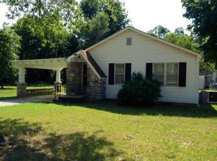 1903 S Grand Ave, Carthage, MO 64836
