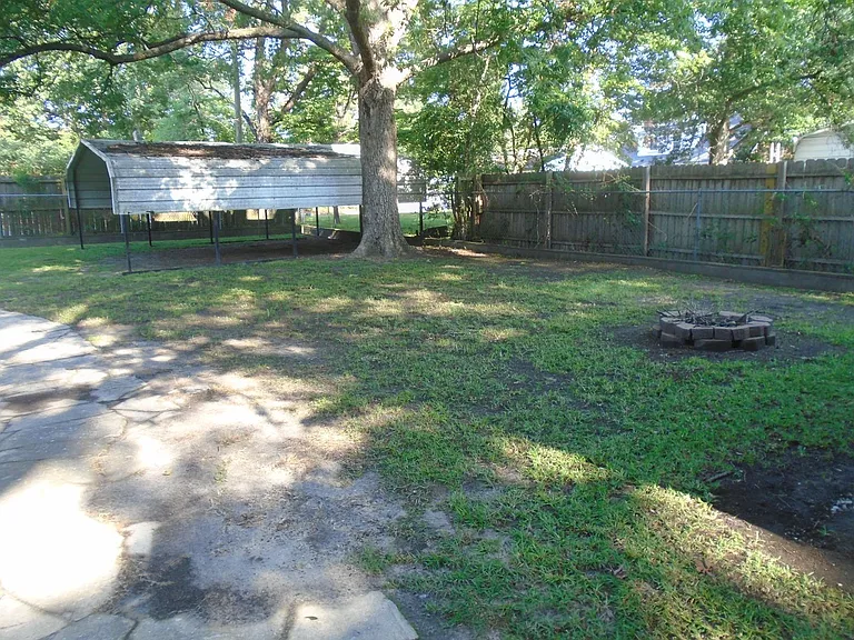 308 Harris Ave — Photo 8