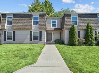 92 Gerald Dr, Poughkeepsie, NY