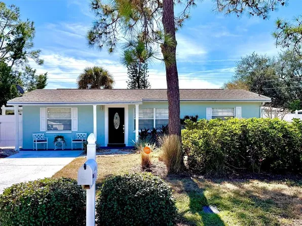 3306 W Wallace Ave, Tampa, FL 33611