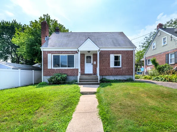 789 Burnsford Avenue, Bridgeport, CT 06606