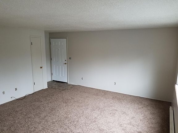 3rd image of 2702 S 74th St APT J