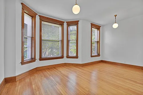 1417 W Belle Plaine Ave #2 Photo 1