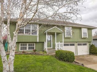 1707 Christi Ln, Raymore, MO 64083