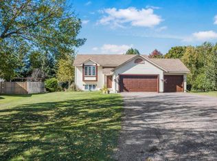 413 3rd St NW, Saint Michael, MN 55376