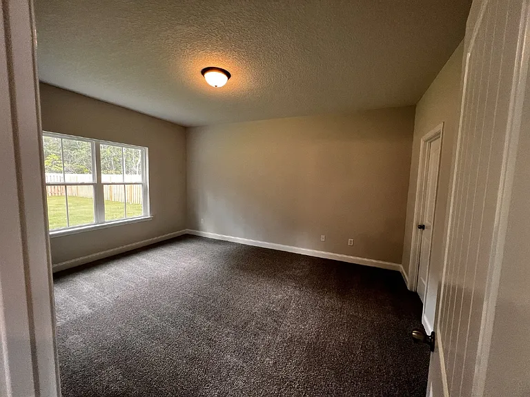 1315 Grayson Ave — Photo 10