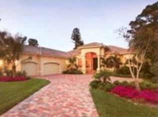 444 Putter Point Ct, Naples, FL 34103