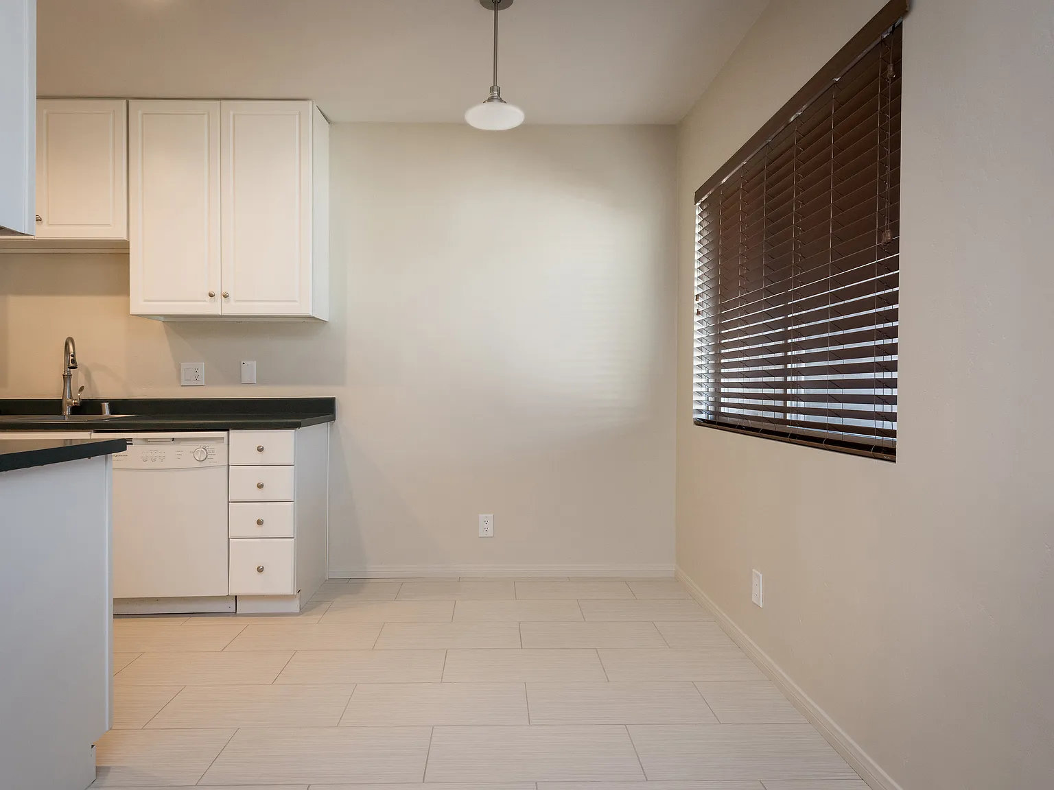 1 bed, 600 sqft, $2,795 — Photo 2
