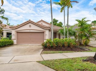 1211 Golden Cane Dr, Fort Lauderdale, FL 33327