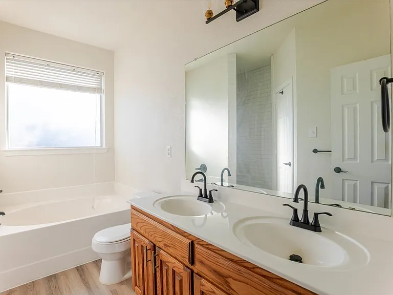 10332 Trevino Ln — Photo 8