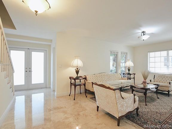 3rd image of 5521 Sardinia St
