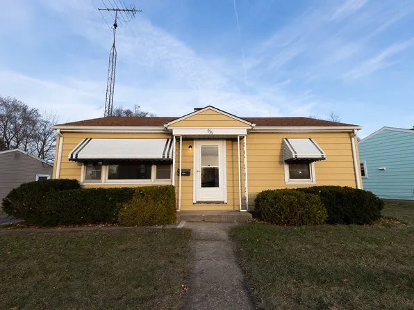756 Golf Rd, Waukegan, IL 60087