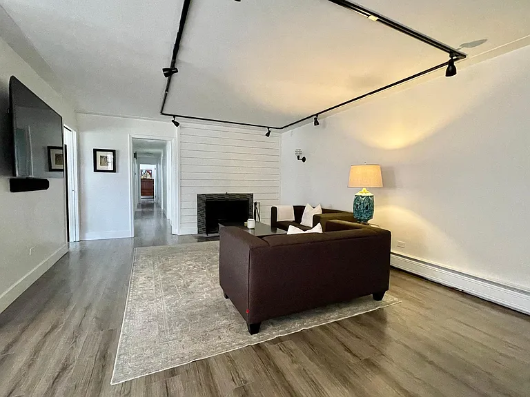 3928 E Evans Ave — Photo 5