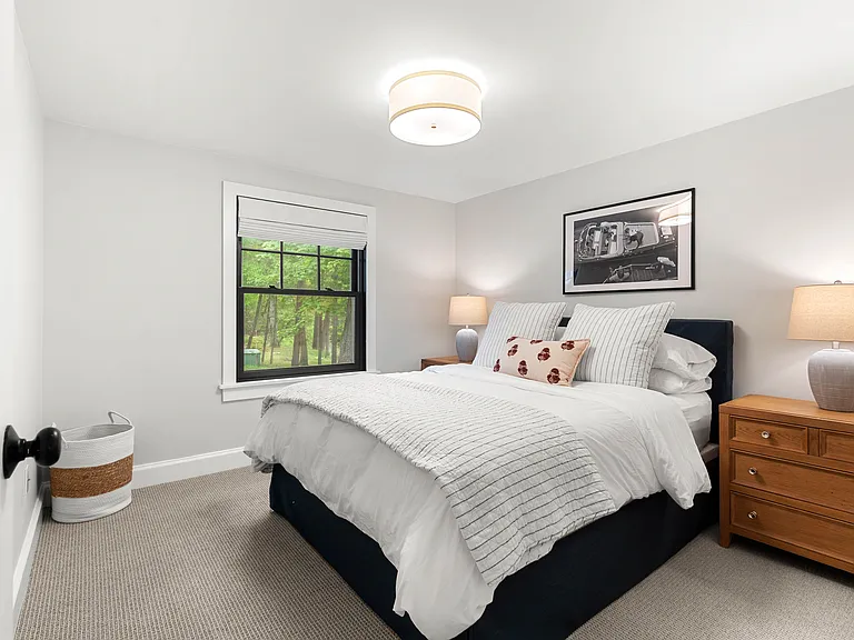 6 Sagamore Grv — Photo 30