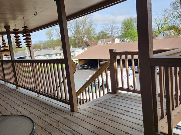 139 Hanover St, Marine City, MI 48039