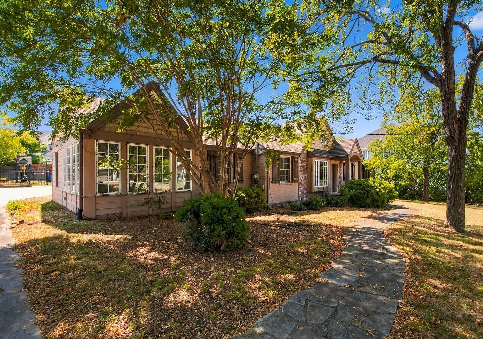 Charming Green Hills Rental with Open-Concept Layout — Photo 2