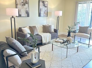 126 Mammoth Rd UNIT 27, Hooksett, NH 03106