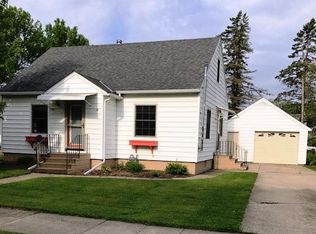 1406 6th St SE, Austin, MN 55912