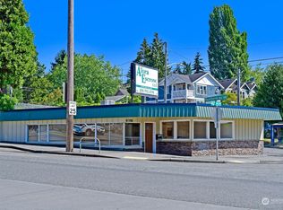 6358 42nd Ave SW, Seattle, WA 98136