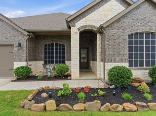 2900 Faro Rd, Aubrey, TX 76227