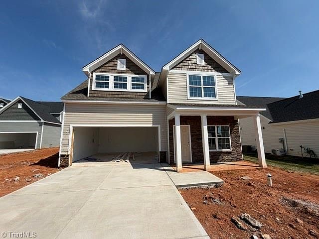 1st image of 1324 Dandridge Dr
