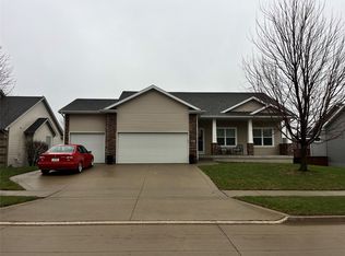 903 NW Ridge Rd, Ankeny, IA 50023