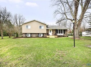 10061 Laplante Rd, Monclova, OH 43542