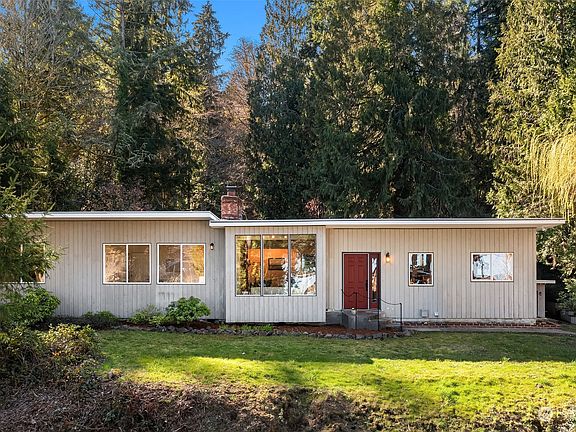 2nd image of 23215 Vashon Highway SW