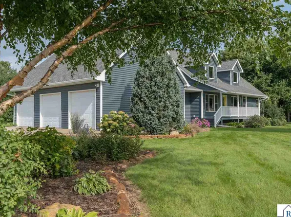18500 510th Ave, Lake Crystal, MN 56055
