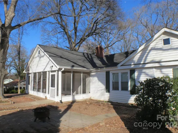 802 Lewis St, Gastonia, NC 28054