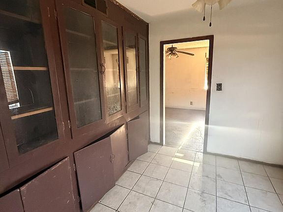 5th image of 230 S Cottage Street