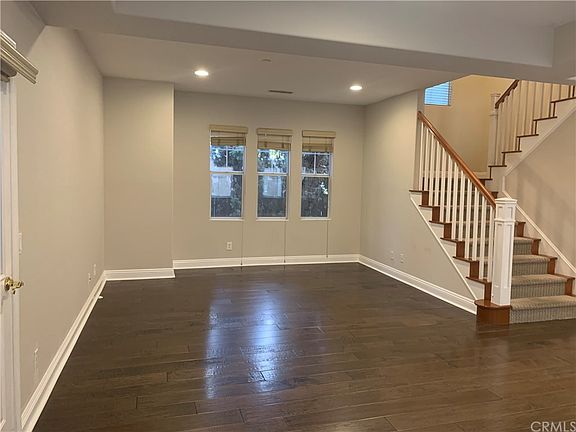 4th image of 719 Arcadia Ave Unit B